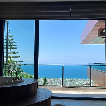 With A View And Pool 알란야